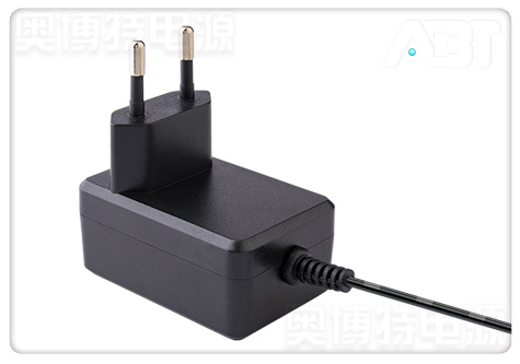 歐規(guī)5V500MA電源適配器